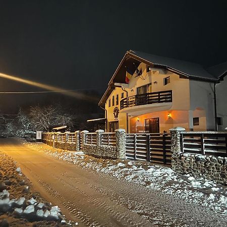 Veronica'S Guesthouse Breb Exterior photo